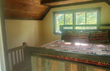 Waterfront Treehouse in a Magical Forest - Foto 18