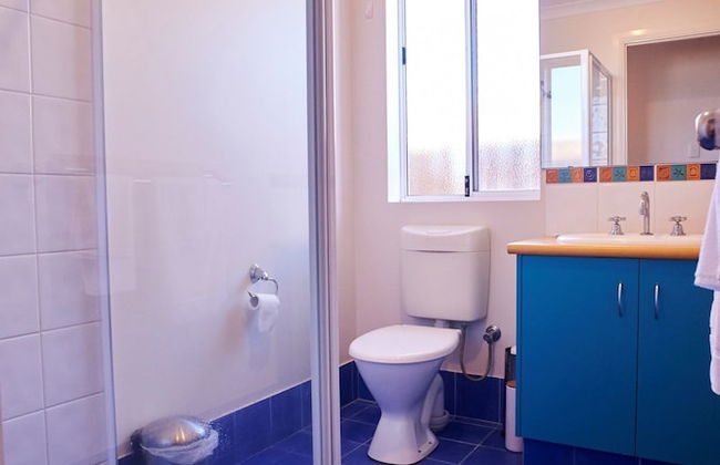 Golf and Beach Retreat - Photo 12