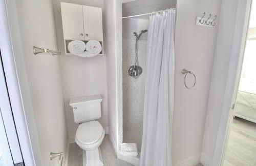 Coastal Village Retreat - Photo 33