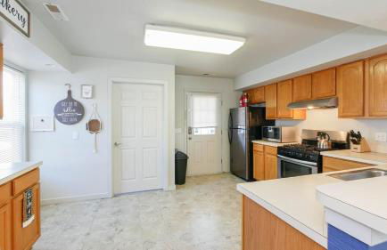 3BR 2BA Family-Friendly Beach Home - Foto 26