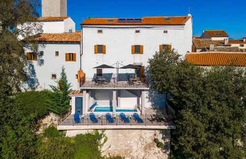 Modernes Apartment mit Panoramablick, Pool - inmitten von historischem Zentrum - Photo 1