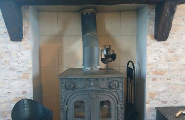 Oaktree Manor - BBQ, games rooms and pet friendly - Photo 6