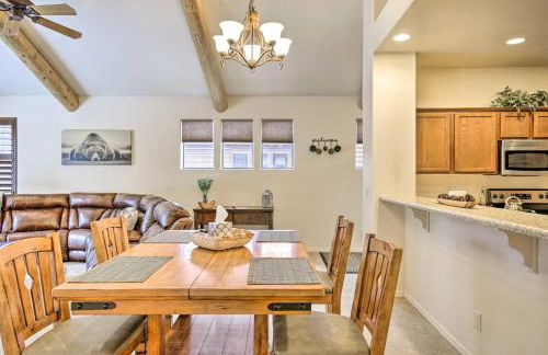 Deck and Gas Grill Spacious Pinetop Cabin - Foto 7