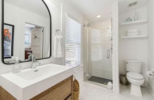 Little Lady Cottage | Hot Tub • Walk to downtown - Foto 13