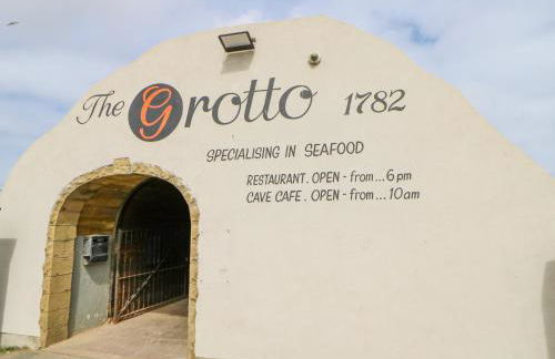 Sea View Cottage - Photo 40