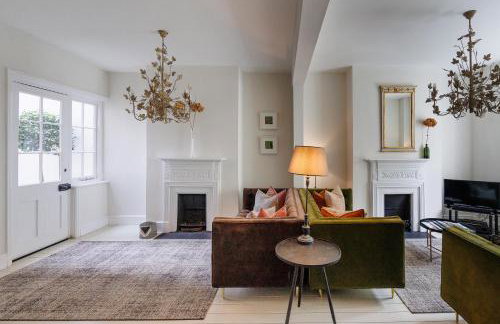 Beautiful house, Cirencester centre, parking - Photo 14