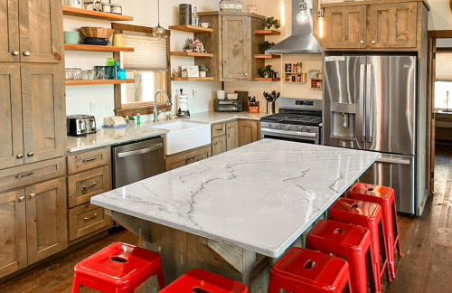 Grizzly Cabin - Photo 8