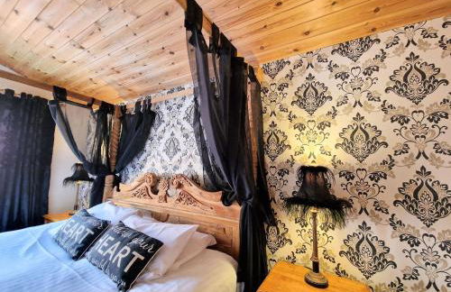 Lomond 2 with Private Hot Tub - Fife - Loch Leven - Lomond Hills - Photo 17