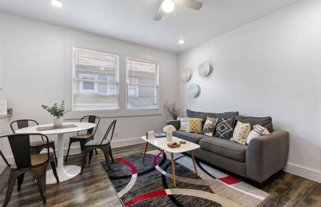 Impressive Cozy Historic 2BR Apt 202 Near Downtown - Foto 11