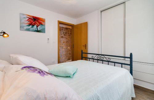 Villa Zoro with a lovely garden and a private POOL in the middle of Istria - Foto 26