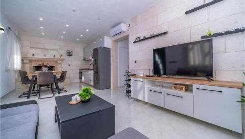 Lovely Home In Pucisca - Praznica - Foto 5