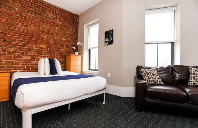 Maverick Suites at 400 Columbus Ave - Foto 29