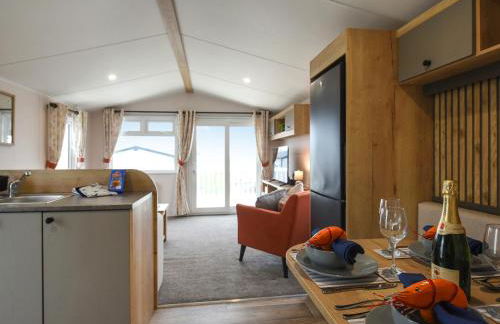 Ocean View - Photo 2