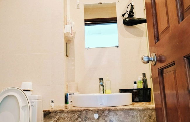 Luxury Apartment Sky Center - Photo 24