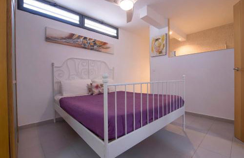 Villa moderna con piscina - Photo 32