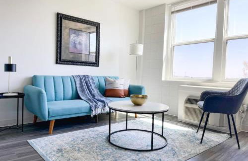 Sleepover Downtown Cincinnati 1BD 1BA Apartments - Photo 11