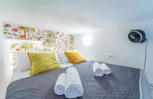 AvocadHouse1QCview - Photo 5