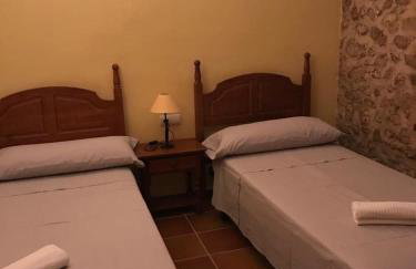 Castillo con piscina en plena Sierra Calderona - Photo 9