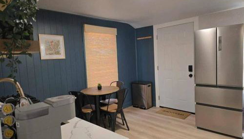 Whole house in Walker's Point + Parking + A/C - Foto 1, Other