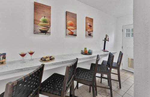 Fire and Fun Luxe Stay w Pool Hot Tub and Game Room - Foto 78