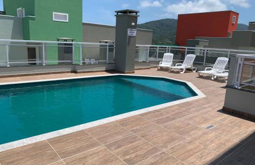 Apto Completo- 2quartos-Piscina Sauna-ar-condicionado Wi-Fi varanda gourmet-Sala de Jogos-Praia do Itagua - - Foto 18