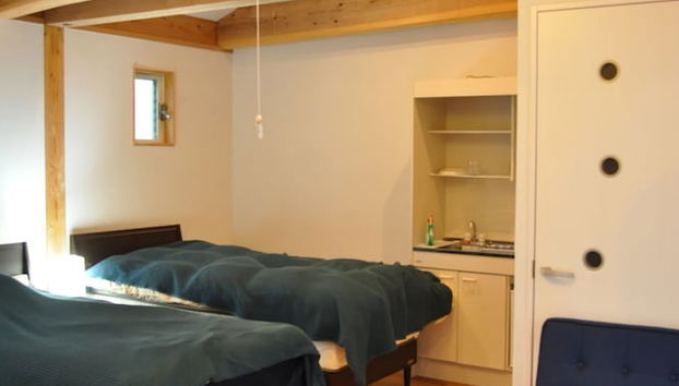 WEST in - Foto 2, Habitación