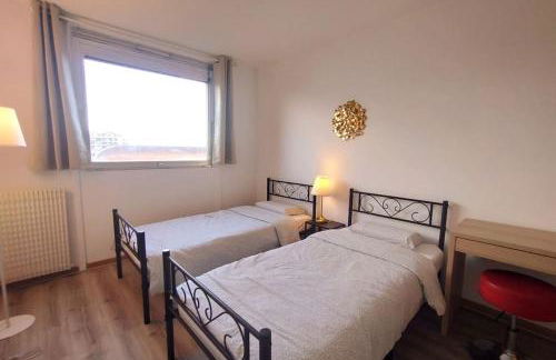 4 min walk to metro, 2 bedrooms &Salon, La Défense - Foto 9