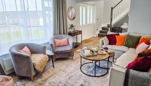 Luxury Sea View Retreat with Hot Tub Sleeps 8 - Foto 1