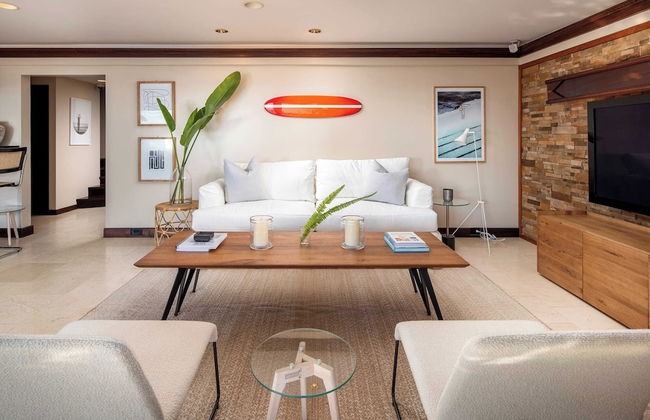 Endless Summer by Avantstay Serene Beachfront Escape w/ Sunset Views! - Photo 13