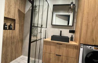 Przytulny Apartament, self check-in, blisko lotniska - Foto 1