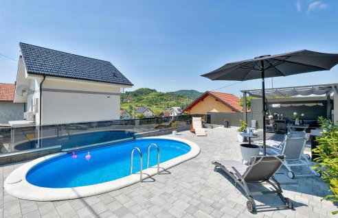 Gorgeous Home In Cresnjevec, Tuhelj - Foto 11