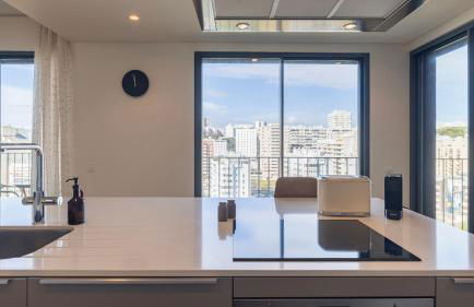 Gorgeous Apartment with City View by LovelyStay - Foto 41