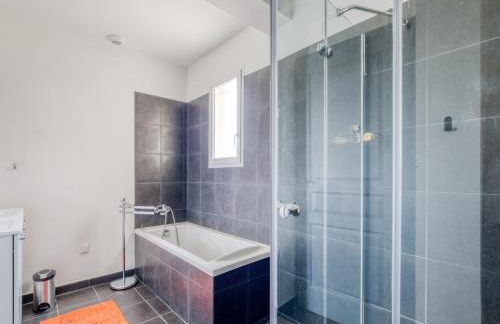 Villa in Aquitaine with Pool & BBQ - Foto 29