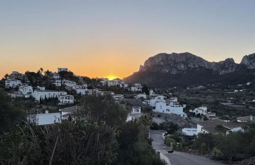 Casa Dalí 4BR Hilltop Villa with Pool & Sea Views near Dénia - Foto 29