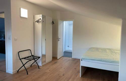 Ruhige 1-Zimmer Einliegerwohnung mit Küche und Bad in Großburgwedel - Photo 10