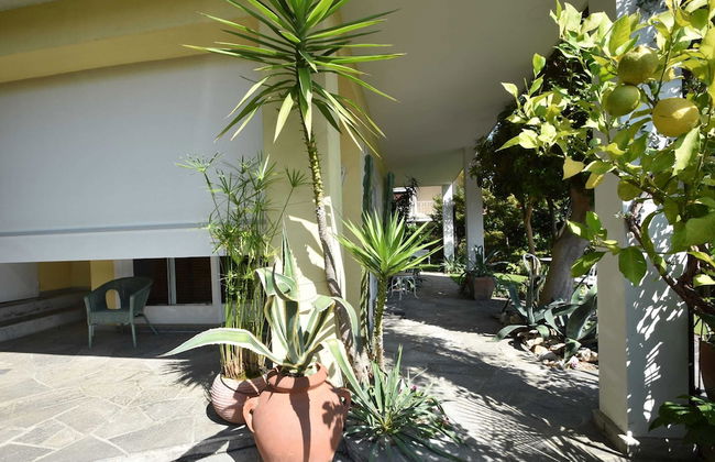 Chalet by Lake Maggiore With Garden Views - Foto 13