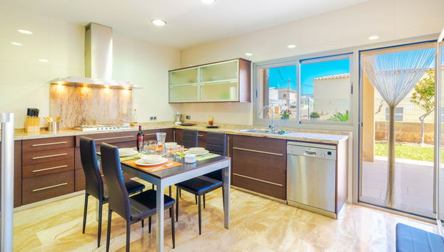 Kitchen / Dining Room