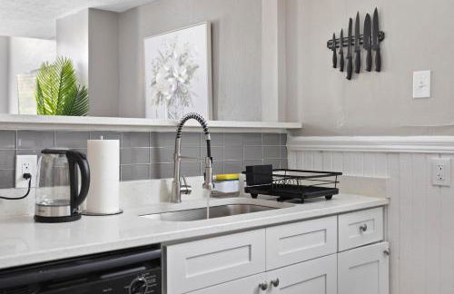 Trendy Ohio City Parking Wifi Mins to DT - Foto 8