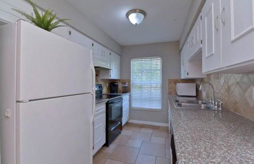 Ybor Casita! 3-Bedrooms Steps away from Centro Ybor! - Photo 2