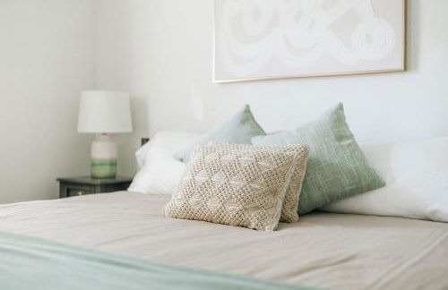 Tranquil Luxury: Modern Comfort! - Foto 15