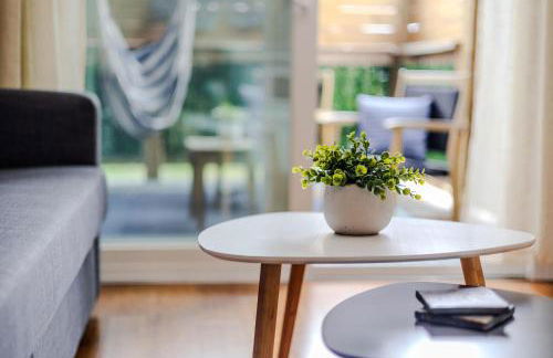 Jennifer's Stylish Apt Private Deck Backyard Oasis - Foto 13