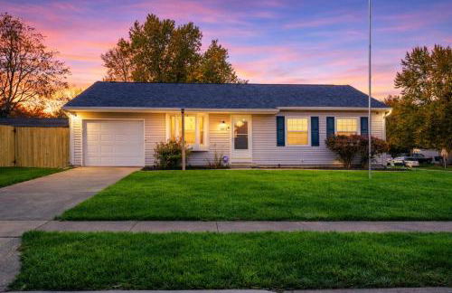 Private Ranch - Entire Home - 3 Bed Room - Hot Tub - King Bed - Fenced Yard - Pets & Kids Welcome - Game Shed - Free WiFi - Foto 32