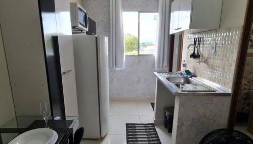 Kitnet203 centro, com linda vista janela, tv smart - Foto 4