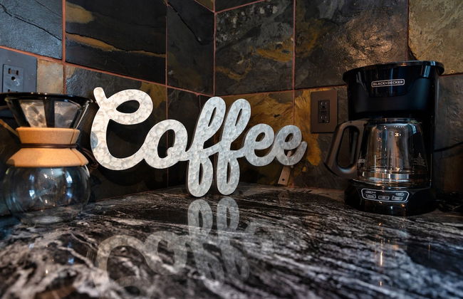 Sinatra Fun 5BD Home Huge Pool Game Room - Foto 49