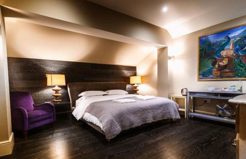 Chippenham Park Garden Rooms - Photo 24