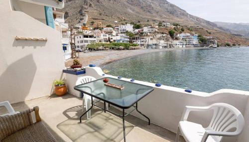 Beachfront Lovely Small House on the Sea - Foto 4