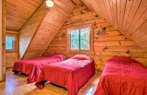 Pet-Friendly Warrens Cabin with Fire Pit! - Foto 16