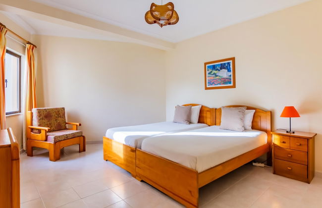 Apartment Steps Algarve, Praia da Falésia 300 meters - Foto 2