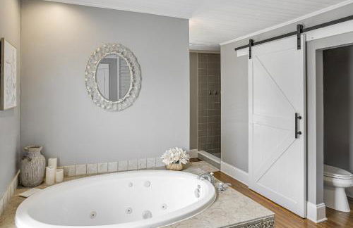 Lebanon Retreat Decks, Fire Pit and Yard - Foto 14