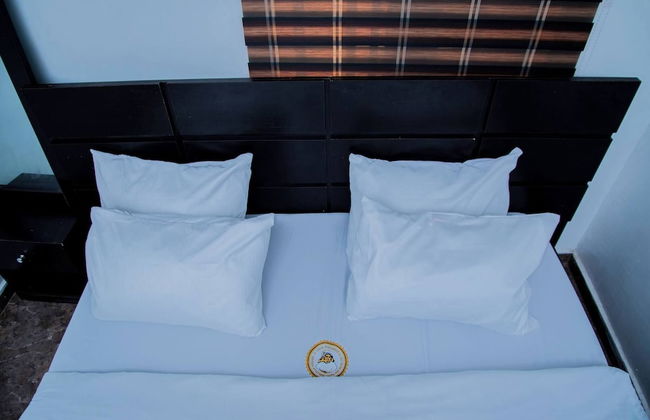 Julie Moradeke Serviced Apartment Suites - Foto 3